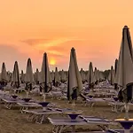 Lägenhet Terraced House Near Bibione
