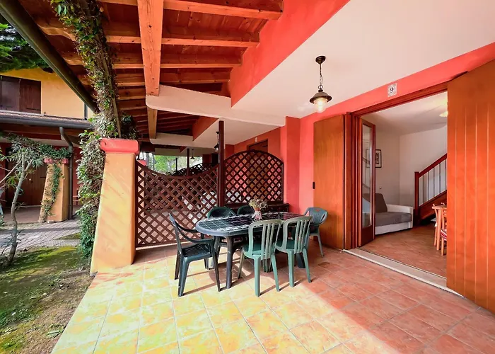 Apartment Terraced House Near *